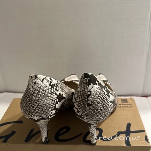 Alfani Step and Flex heels pre owned - Picture 3 of 6